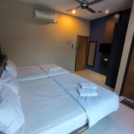 Golden Guest House Kuantan Zewnętrze zdjęcie