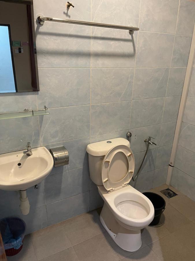 Golden Guest House Kuantan Zewnętrze zdjęcie